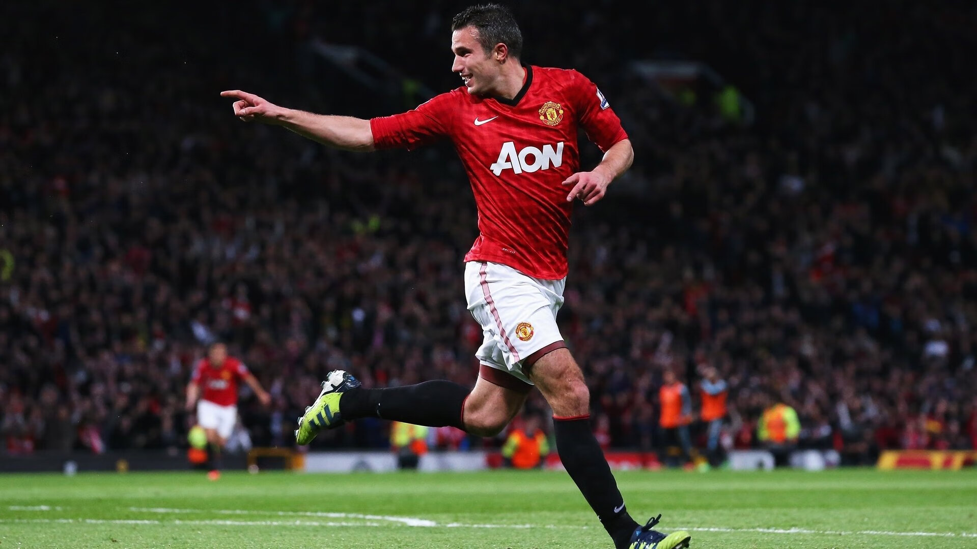 英超裁判语义模型提高跨语言判罚一致性，英超裁判是专职还是兼职